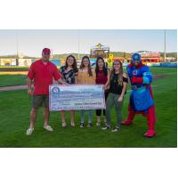 Spokane Indians and Banner Bank Team up to Help Local Students