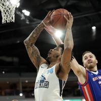 Halifax Hurricanes forward Jordan Washington goes to the rim vs. the Cape Breton Highlanders