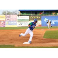 Michael Gigliotti of the Lexington Legends rounds third