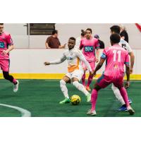 The St. Louis Ambush defense closes in on Ian Bennett of the Florida Tropics