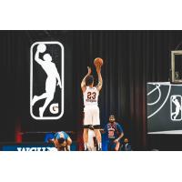 Canton Charge guard-forward Malachi Richardson takes an open jumper vs. the Westchester Knicks