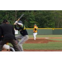 Sanford Mainers' Noah Lewis on the mound