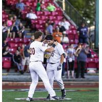 Mankato MoonDogs' Easton	Fritcher awards Brendan Hord