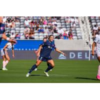 San Diego Wave FC defender Abby Dahlkemper