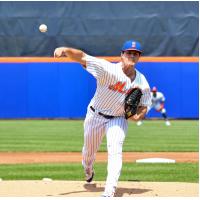 Syracuse Mets pitcher Mike Vasil