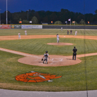 Clinton LumberKings and Illinois Valley Pistol Shrimp on the field