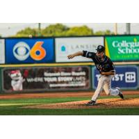 Somerset Patriots' Trystan Vrieling on the mound