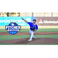 Biloxi Shuckers pitcher Logan Henderson