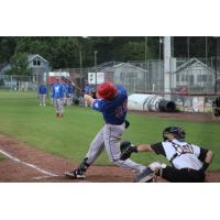 Green Bay Rockers outfielder Nick Harms