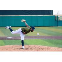 Cleburne Railroaders pitcher Jalen Miller