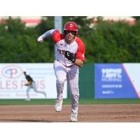 Ottawa Titans on the basepaths