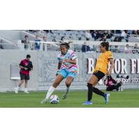 San Diego Wave FC forward María Sánchez vs. the Houston Dash