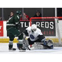 Wenatchee Wild's Brendan Gee versus Everett Silvertip's Jesse Heslop