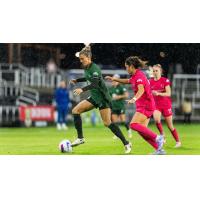 Racing Louisville FC Battles the North Carolina Courage