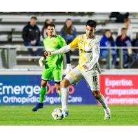 Pittsburgh Riverhounds SC defender Beto Ydrach