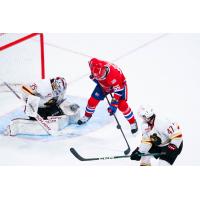 Vancouver Giants goaltender Burke Hood vs. the Spokane Chiefs