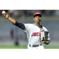 Pitcher Dazon Cole with the New Jersey Jackals